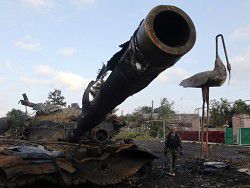 Боевики не прекращают артиллерийские обстрелы сил АТО