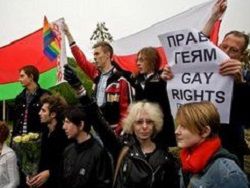 Где Запад набирает белорусскую оппозицию