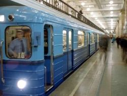 Руководителей метро Москвы обязали ездить в подземке