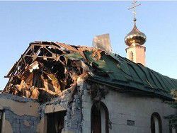 С Бандерой против Бога: украинские бойцы пытают священников