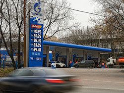 В Минэнерго предсказали 10-процентный рост цен на бензин