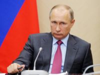 Путин призвал к усилению безопасности рунета